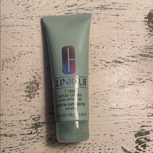 Clinique 7 Day Scrub Cream